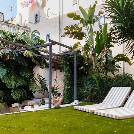 Apartment Pool & Garden In The Heart Of *