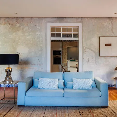 Pool & Garden In The Heart Of アパート *