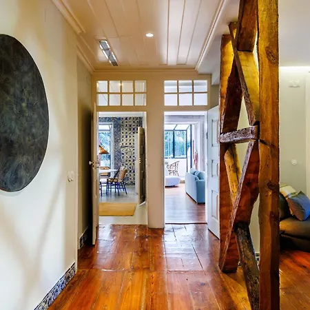 Pool & Garden In The Heart Of Apartamento Lisboa