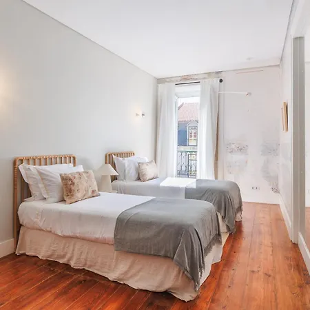 Apartamento Pool & Garden In The Heart Of *